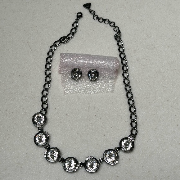 Silpada Jewelry - Silpada Glamour Necklace With Matching  Earrings. Excellent Condition.